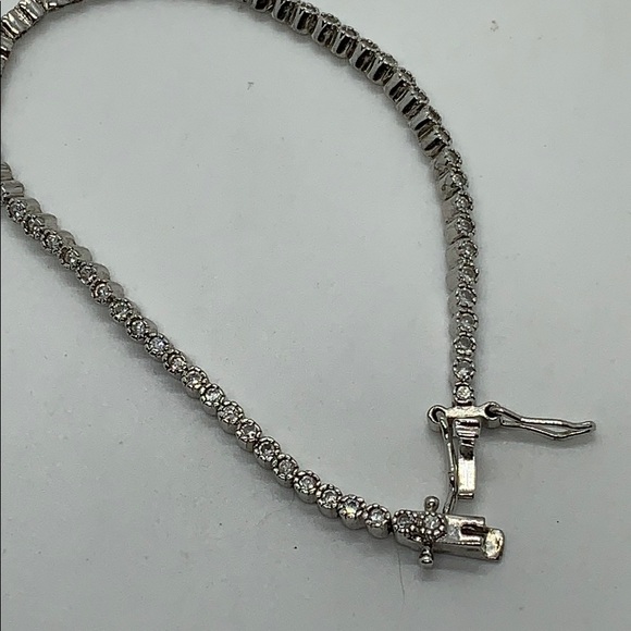 Sterling silver petite cZ bracelet. - Picture 2 of 4